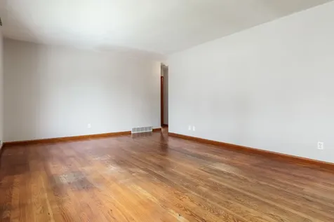 3611 Beach Street Rockford IL 61108