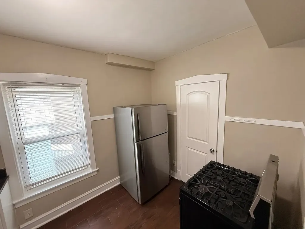 4158 West Potomac Avenue Chicago IL 60651