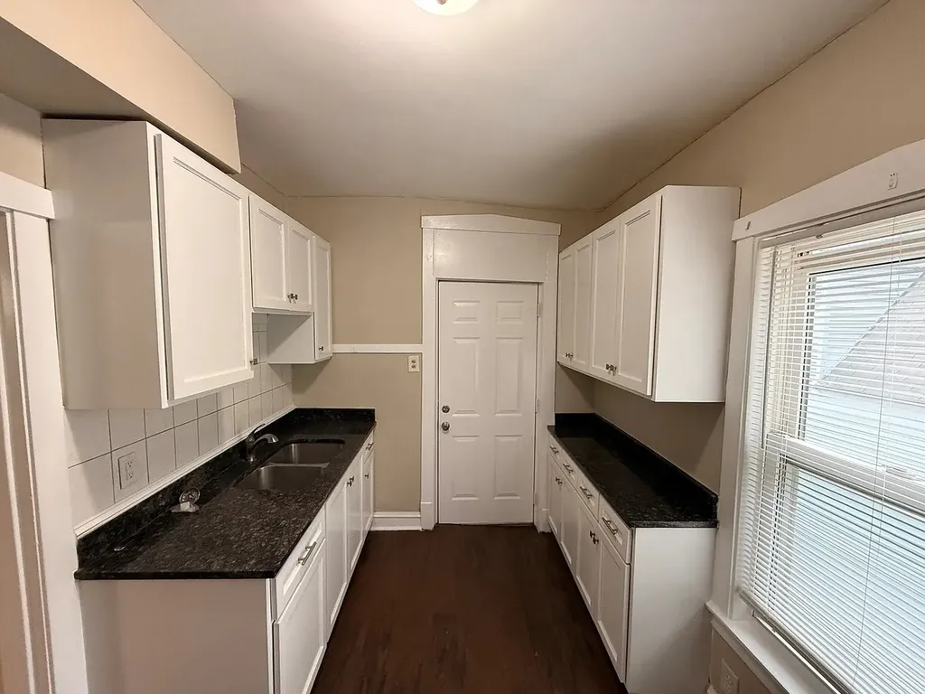 4158 West Potomac Avenue Chicago IL 60651