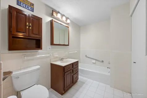 287 Holiday Drive Lake Holiday IL 60552