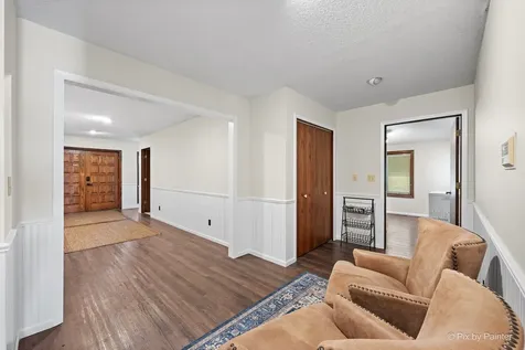 287 Holiday Drive Lake Holiday IL 60552