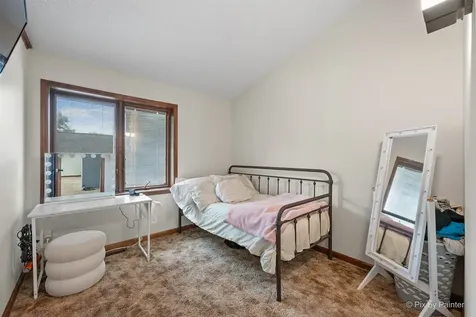 287 Holiday Drive Lake Holiday IL 60552