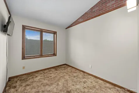 287 Holiday Drive Lake Holiday IL 60552