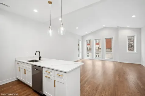 2246 West Jackson Boulevard Chicago IL 60612
