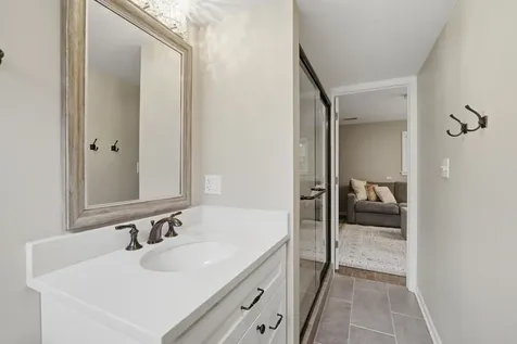 1804 Winthrop Road Highland Park IL 60035