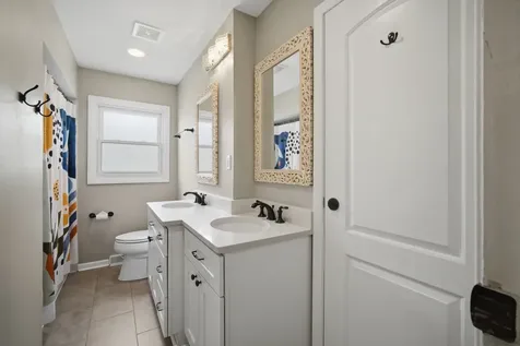 1804 Winthrop Road Highland Park IL 60035