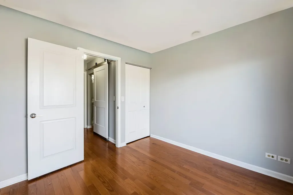 6267 Trinity Drive Lisle IL 60532