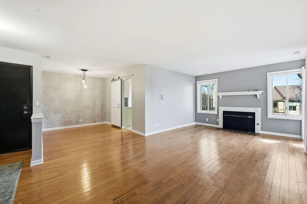 6267 Trinity Drive Lisle IL 60532