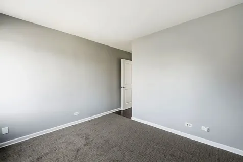 6267 Trinity Drive Lisle IL 60532