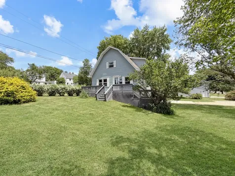 1210 Sun Vu Drive Freeport IL 61032