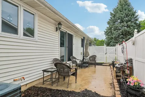 953 North East Street Marengo IL 60152