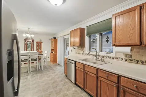 953 North East Street Marengo IL 60152