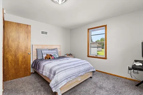 1913 Columbus Street Ottawa IL 61350