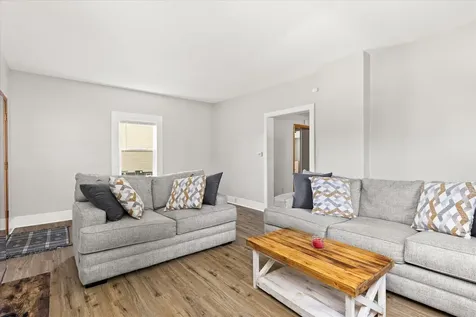 1913 Columbus Street Ottawa IL 61350