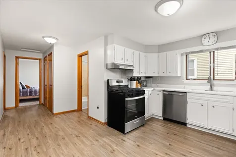 1913 Columbus Street Ottawa IL 61350
