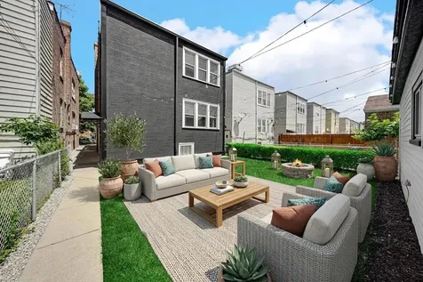 5341 West Wrightwood Avenue Chicago IL 60639