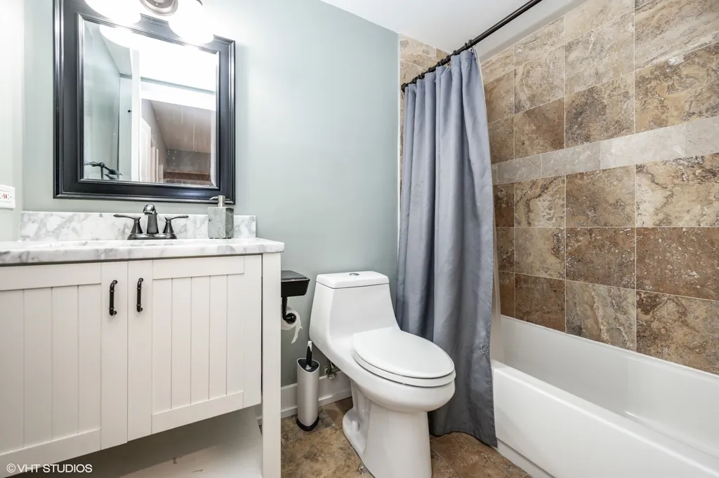 2350 North Kedzie Avenue Chicago IL 60647