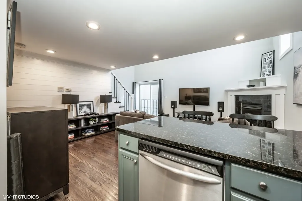 2350 North Kedzie Avenue Chicago IL 60647