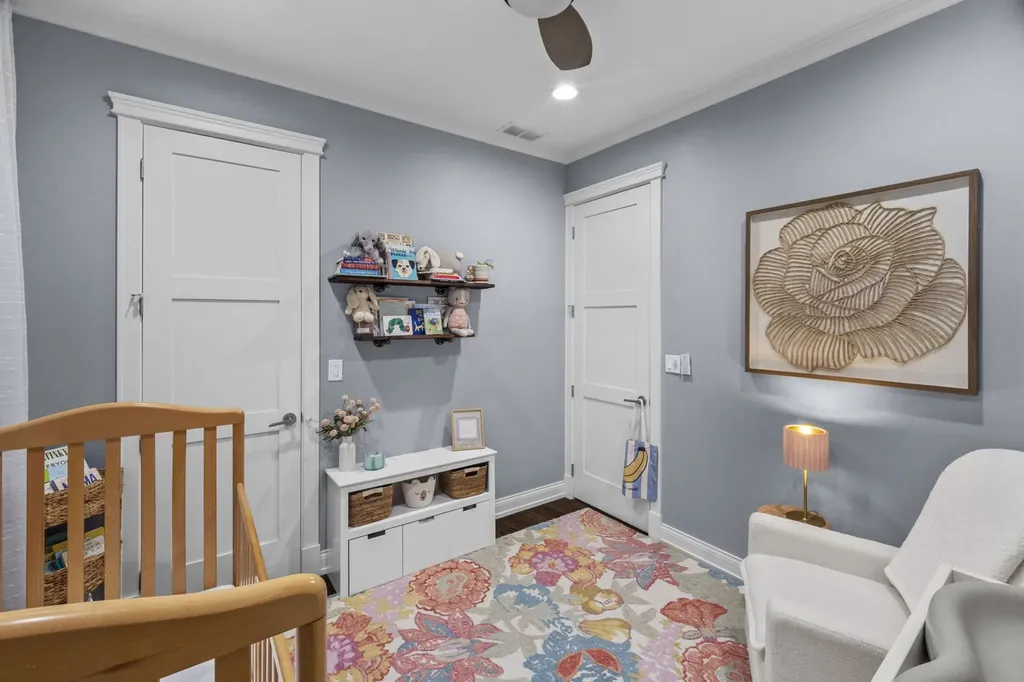 3322 North Kenmore Avenue Chicago IL 60657
