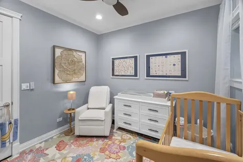 3322 North Kenmore Avenue Chicago IL 60657