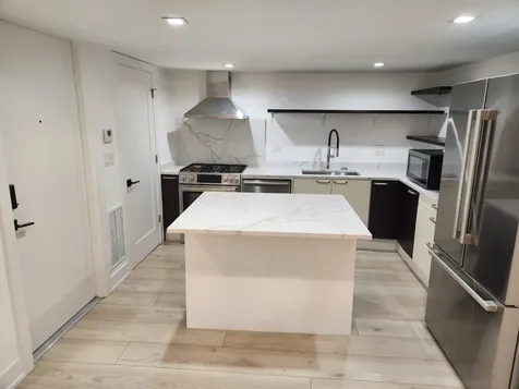 2202 West Race Avenue Chicago IL 60612