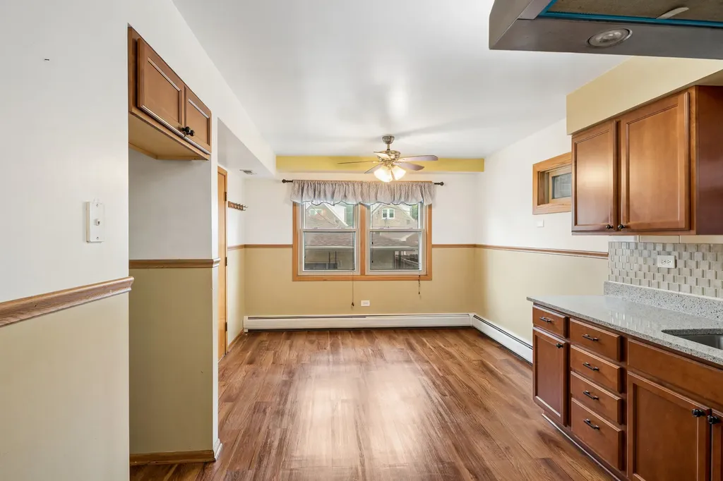 4906 South Kolin Avenue Chicago IL 60632