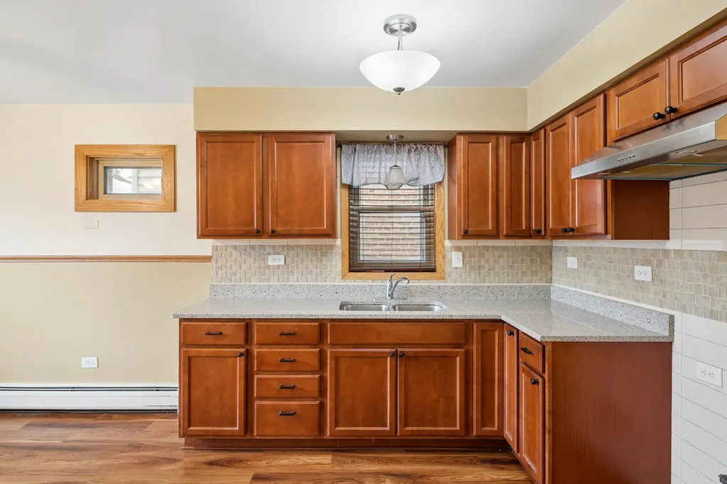 4906 South Kolin Avenue Chicago IL 60632