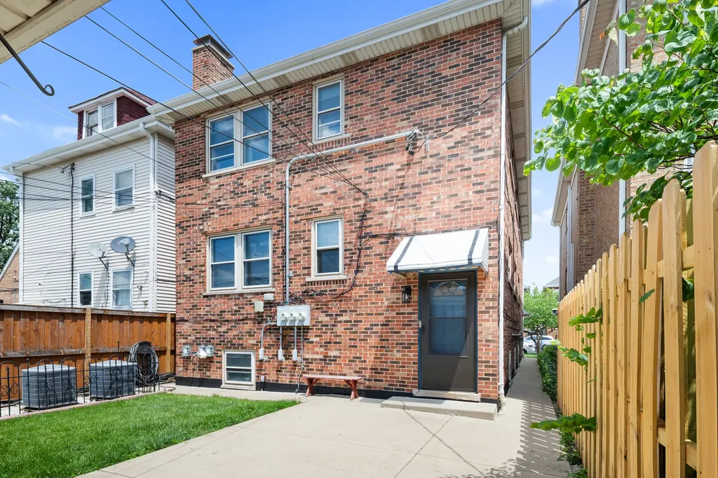 4906 South Kolin Avenue Chicago IL 60632