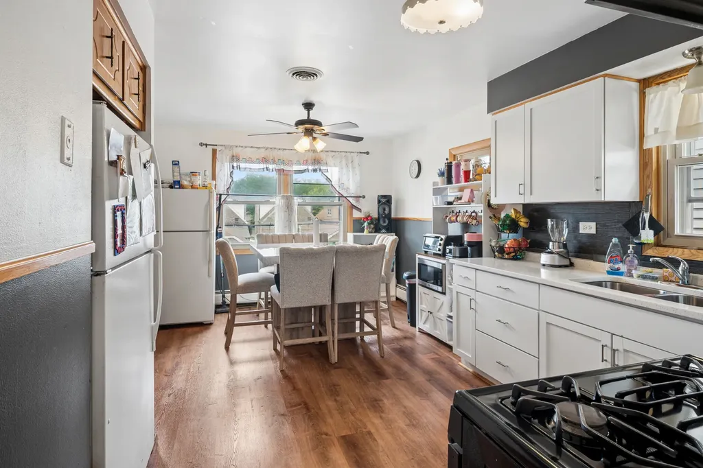 4906 South Kolin Avenue Chicago IL 60632