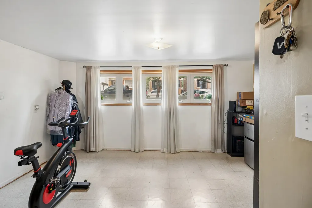 4906 South Kolin Avenue Chicago IL 60632