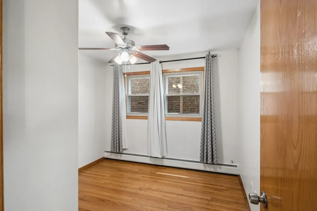 4906 South Kolin Avenue Chicago IL 60632