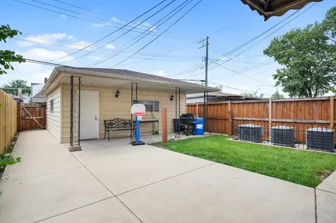 4906 South Kolin Avenue Chicago IL 60632