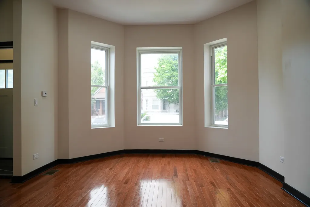 4419 West Gladys Avenue Chicago IL 60624