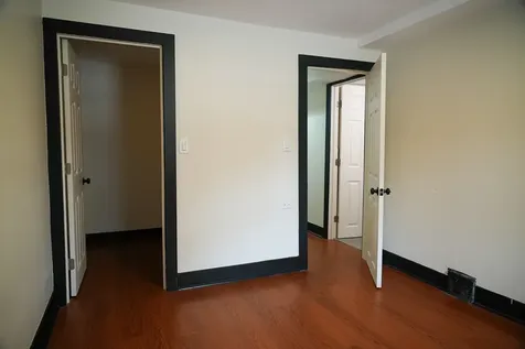 4419 West Gladys Avenue Chicago IL 60624