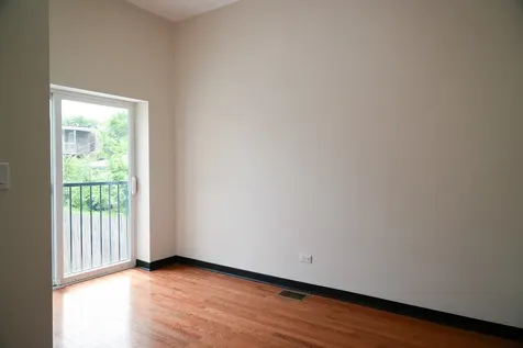 4419 West Gladys Avenue Chicago IL 60624