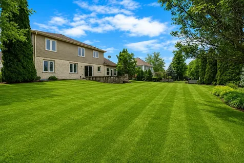 8936 Charrington Drive Frankfort IL 60423