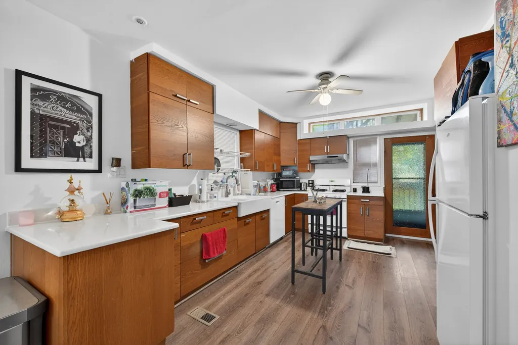 1726 North Sawyer Avenue Chicago IL 60647