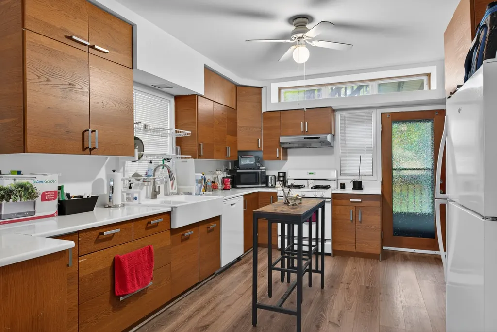 1726 North Sawyer Avenue Chicago IL 60647
