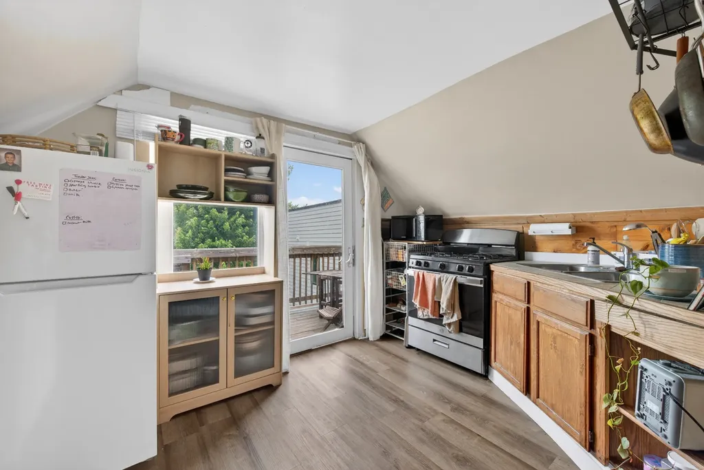1726 North Sawyer Avenue Chicago IL 60647