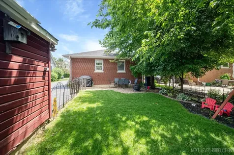 9 Ridge Road Lemont IL 60439