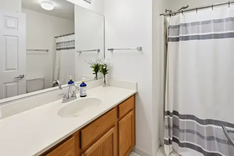 2408 Windward Boulevard Champaign IL 61821