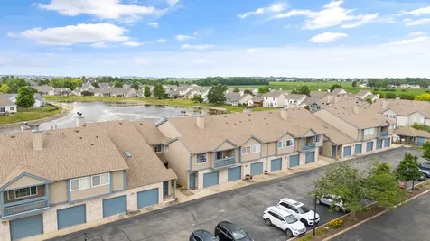 2408 Windward Boulevard Champaign IL 61821