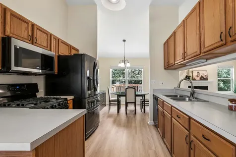 192 Heritage Trail Hainesville IL 60030