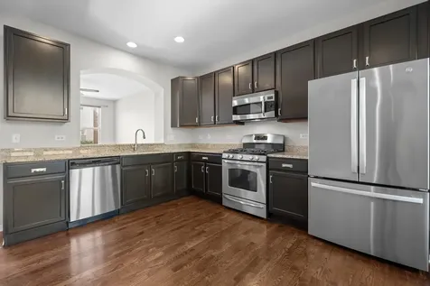 64 North Dryden Place Arlington Heights IL 60004