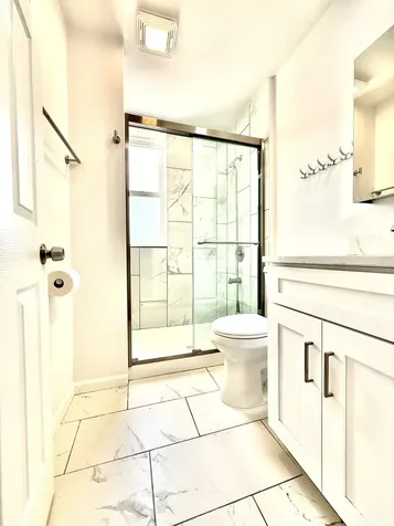 937 West 33rd Place Chicago IL 60608