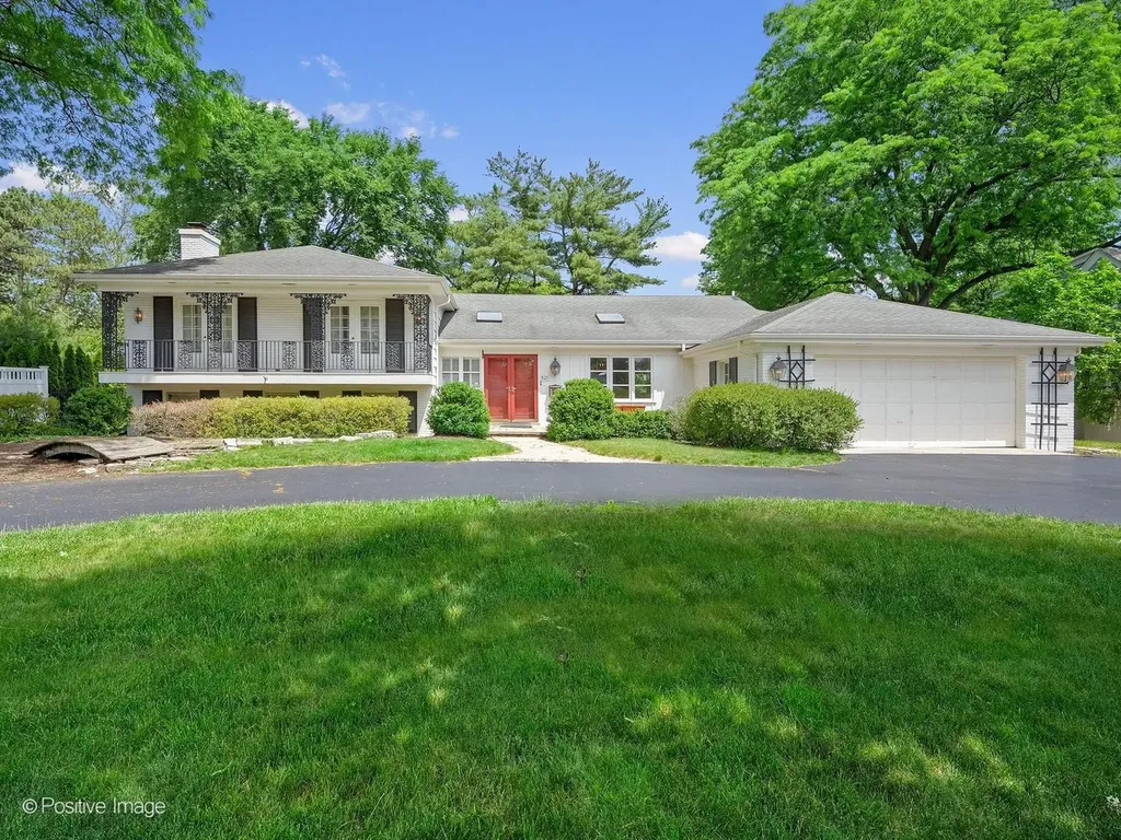 521 Pamela Circle Hinsdale IL 60521