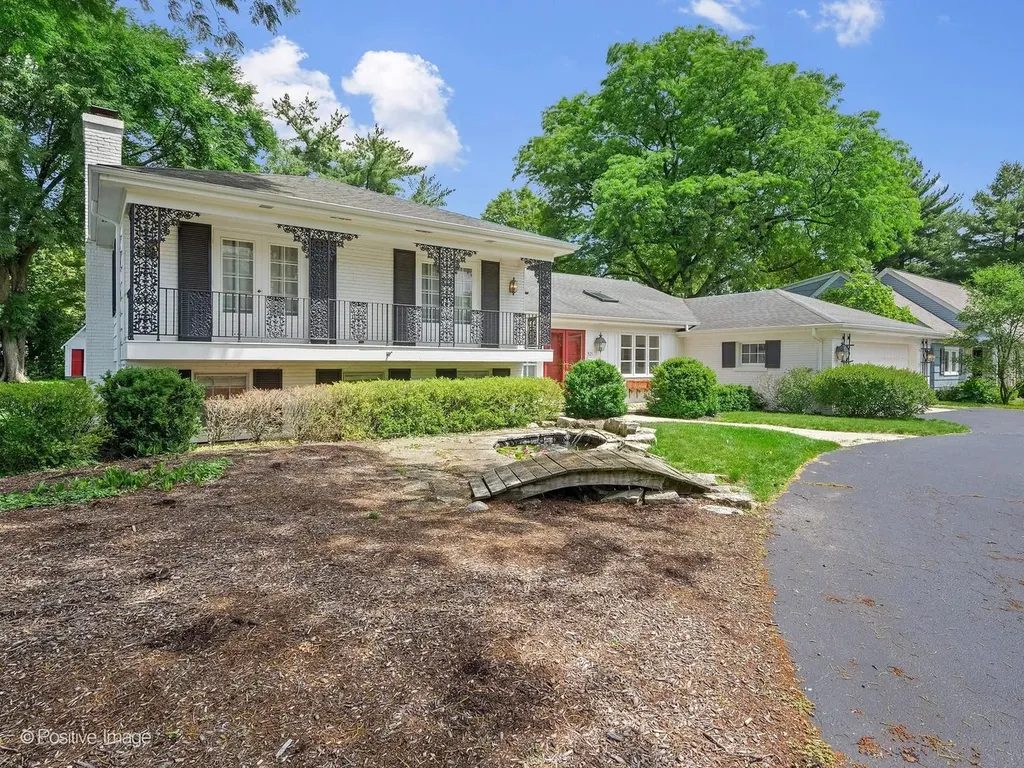 521 Pamela Circle Hinsdale IL 60521