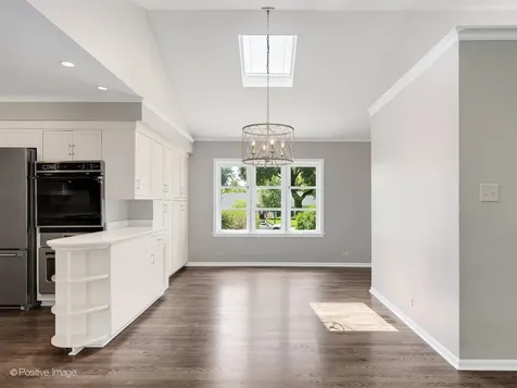 521 Pamela Circle Hinsdale IL 60521