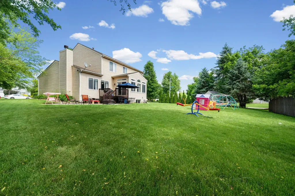 3600 Chadwick Lane Lake In The Hills IL 60156