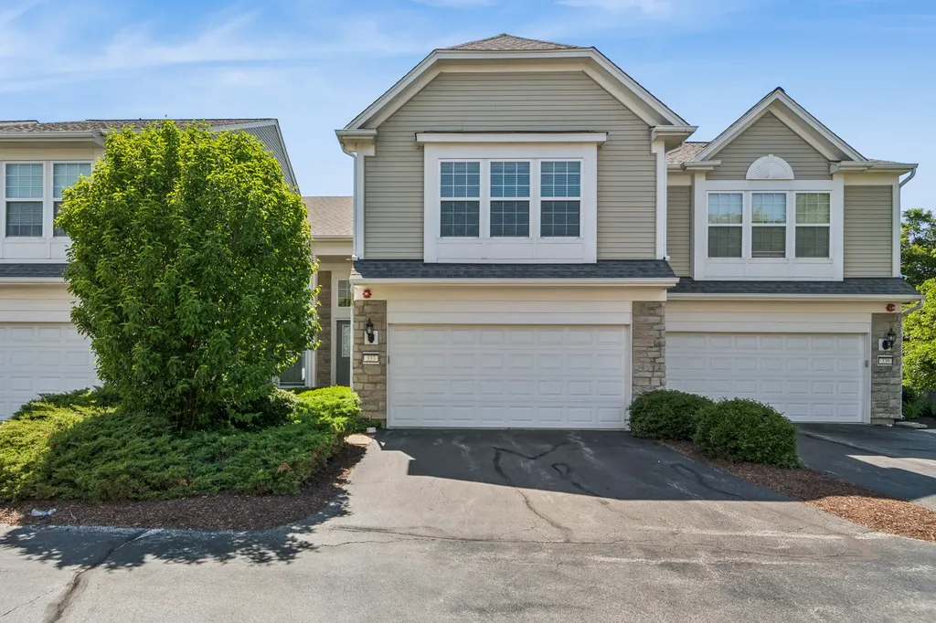 337 Devoe Drive Oswego IL 60543